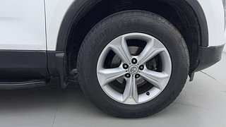 Used 2019 Tata Harrier XZ Diesel Manual tyres RIGHT FRONT TYRE RIM VIEW