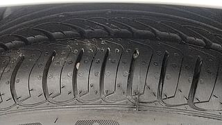 Used 2012 Hyundai Neo Fluidic Elantra [2012-2016] 1.8 SX MT VTVT Petrol Manual tyres LEFT REAR TYRE TREAD VIEW