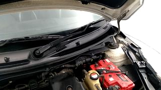 Used 2013 Maruti Suzuki Swift [2011-2017] VDi Diesel Manual engine ENGINE LEFT SIDE HINGE & APRON VIEW