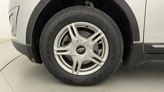 Used 2018 Mahindra Marazzo M6 8str Diesel Manual tyres LEFT FRONT TYRE RIM VIEW
