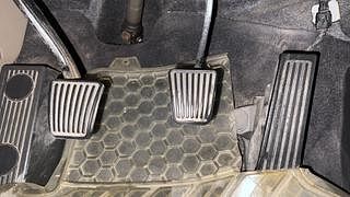 Used 2017 Hyundai Tucson [2016-2020] 2WD MT Petrol Petrol Manual interior PEDALS VIEW