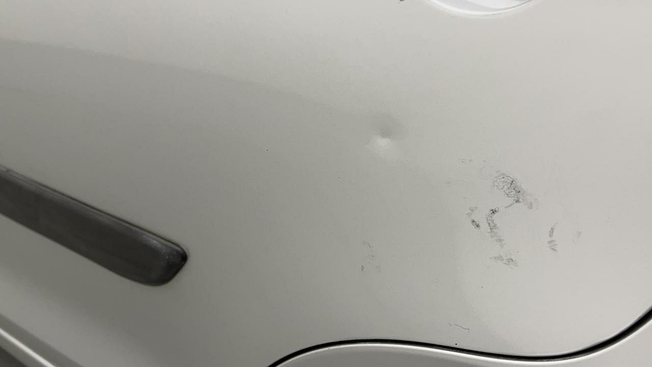 Used 2013 Maruti Suzuki Swift Dzire ZXI Petrol Manual dents MINOR DENT