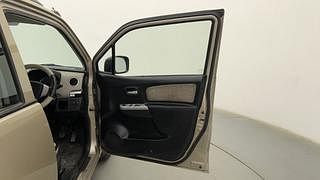 Used 2013 Maruti Suzuki Wagon R 1.0 [2010-2019] VXi Petrol Manual interior RIGHT FRONT DOOR OPEN VIEW