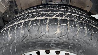 Used 2017 Mahindra Scorpio [2014-2017] S4 Diesel Manual tyres LEFT FRONT TYRE TREAD VIEW