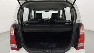 Used 2018 Maruti Suzuki Wagon R 1.0 [2010-2019] VXi Petrol Manual interior DICKY INSIDE VIEW