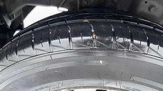 Used 2015 Hyundai Eon [2011-2018] Era + Petrol Manual tyres RIGHT REAR TYRE TREAD VIEW