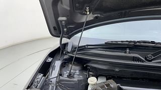 Used 2017 Maruti Suzuki Baleno [2015-2019] Zeta Petrol Petrol Manual engine ENGINE RIGHT SIDE HINGE & APRON VIEW