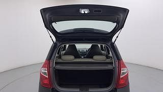 Used 2012 Hyundai i10 [2010-2016] Asta (O) AT Petrol Petrol Automatic interior DICKY DOOR OPEN VIEW