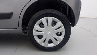 Used 2014 Maruti Suzuki Wagon R 1.0 [2010-2019] VXi Petrol Manual tyres LEFT REAR TYRE RIM VIEW