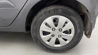 Used 2011 Hyundai i10 [2010-2016] Sportz 1.2 Petrol Petrol Manual tyres LEFT REAR TYRE RIM VIEW
