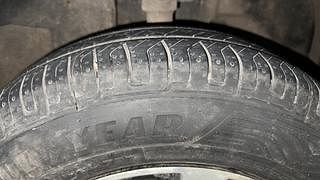 Used 2018 Datsun Redi-GO [2015-2019] A Petrol Manual tyres RIGHT FRONT TYRE TREAD VIEW