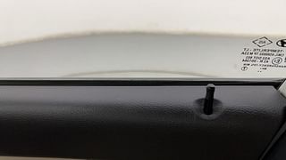 Used 2018 Hyundai Eon [2011-2018] Magna + (O) Petrol Manual top_features Central locking