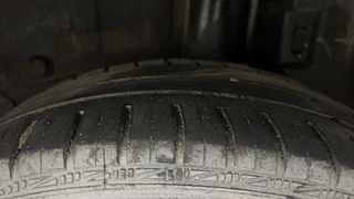 Used 2014 Toyota Etios Cross [2014-2020] 1.2 G Petrol Manual tyres LEFT REAR TYRE TREAD VIEW