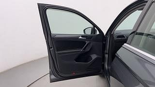 Used 2018 Volkswagen Tiguan [2017-2020] Highline TDI Diesel Automatic interior LEFT FRONT DOOR OPEN VIEW