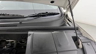 Used 2019 mg-motors Hector 1.5 Sharp DCT Petrol Automatic engine ENGINE LEFT SIDE HINGE & APRON VIEW