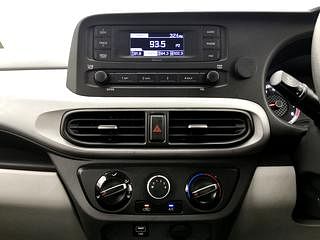Used 2021 Hyundai Grand i10 Nios Magna 1.2 Kappa VTVT Petrol Manual interior MUSIC SYSTEM & AC CONTROL VIEW
