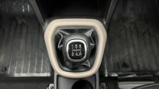 Used 2017 Hyundai Grand i10 [2017-2020] Sportz (O) 1.2 kappa VTVT Petrol Manual interior GEAR  KNOB VIEW