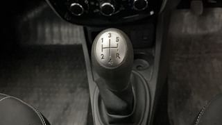 Used 2018 Nissan Terrano [2017-2020] XL D Plus Diesel Manual interior GEAR  KNOB VIEW