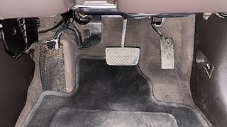 Used 2015 Honda CR-V [2013-2018] 2.4 AT Petrol Automatic interior PEDALS VIEW