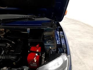 Used 2018 Renault Kwid [2017-2019] CLIMBER 1.0 AMT Petrol Automatic engine ENGINE LEFT SIDE HINGE & APRON VIEW