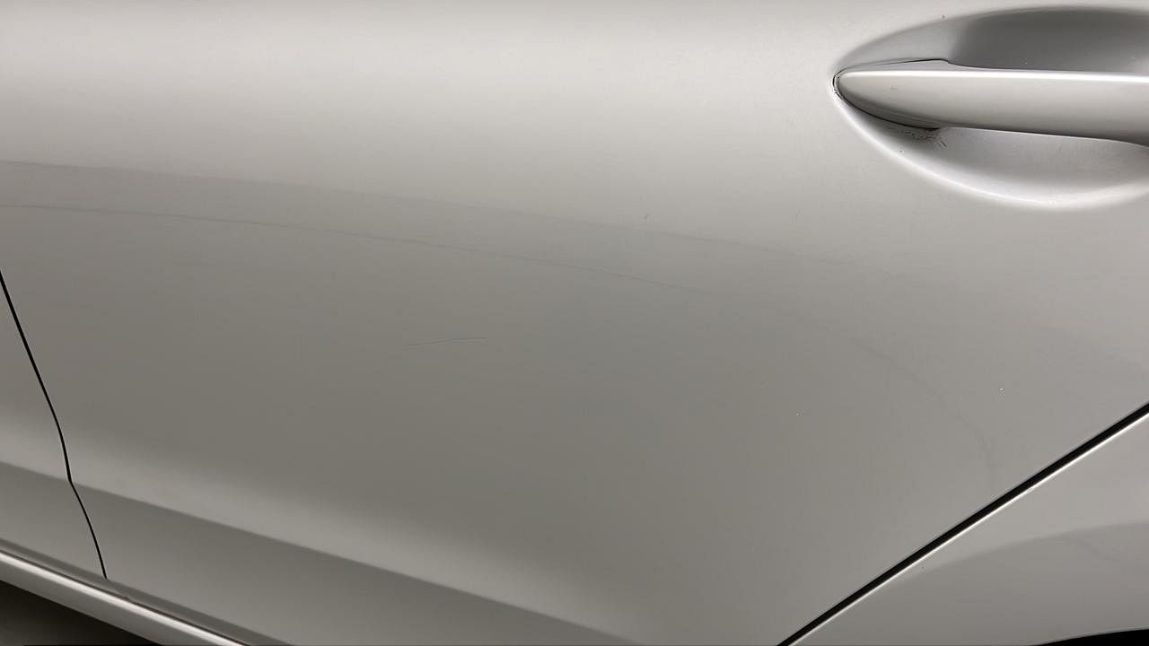 Used 2016 Hyundai Elite i20 [2014-2018] Magna 1.2 Petrol Manual dents MINOR SCRATCH