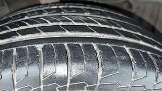 Used 2018 Maruti Suzuki S-Cross [2017-2020] Zeta 1.3 Diesel Manual tyres RIGHT FRONT TYRE TREAD VIEW