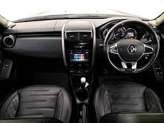 Used 2019 renault Duster 85 PS RXS MT Diesel Manual interior DASHBOARD VIEW
