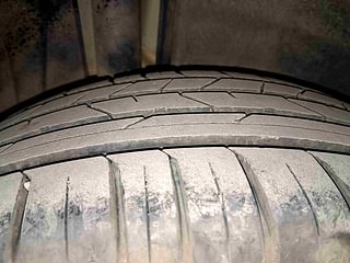 Used 2019 Maruti Suzuki S-Cross [2017-2020] Zeta 1.3 Diesel Manual tyres RIGHT REAR TYRE TREAD VIEW