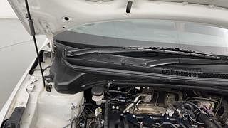 Used 2022 Hyundai New i20 Asta (O) 1.2 MT Petrol Manual engine ENGINE RIGHT SIDE HINGE & APRON VIEW
