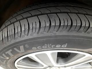 Used 2021 Maruti Suzuki S-Presso VXI+ Petrol Manual tyres RIGHT FRONT TYRE TREAD VIEW