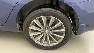 Used 2018 Maruti Suzuki Ciaz Alpha Petrol Petrol Manual tyres LEFT REAR TYRE RIM VIEW
