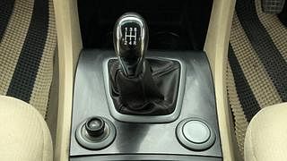 Used 2014 Tata Safari Storme [2012-2015] 2.2 EX 4x2 Diesel Manual interior GEAR  KNOB VIEW