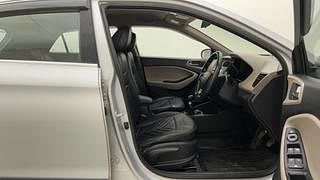 Used 2016 Hyundai Elite i20 [2014-2018] Asta 1.2 (O) Petrol Manual interior RIGHT SIDE FRONT DOOR CABIN VIEW