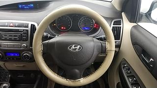 Used 2014 Hyundai i20 [2012-2014] Magna 1.2 Petrol Manual interior STEERING VIEW