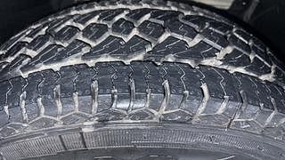 Used 2021 Renault Duster [2020-2022] RXZ Petrol Petrol Manual tyres RIGHT FRONT TYRE TREAD VIEW
