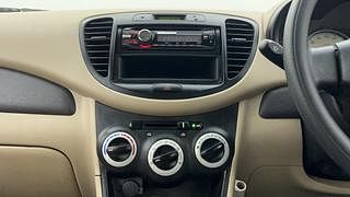 Used 2010 hyundai i10 Magna 1.1 Petrol Petrol Manual interior MUSIC SYSTEM & AC CONTROL VIEW