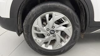 Used 2021 Hyundai Creta SX Executive Petrol Petrol Manual tyres RIGHT REAR TYRE RIM VIEW