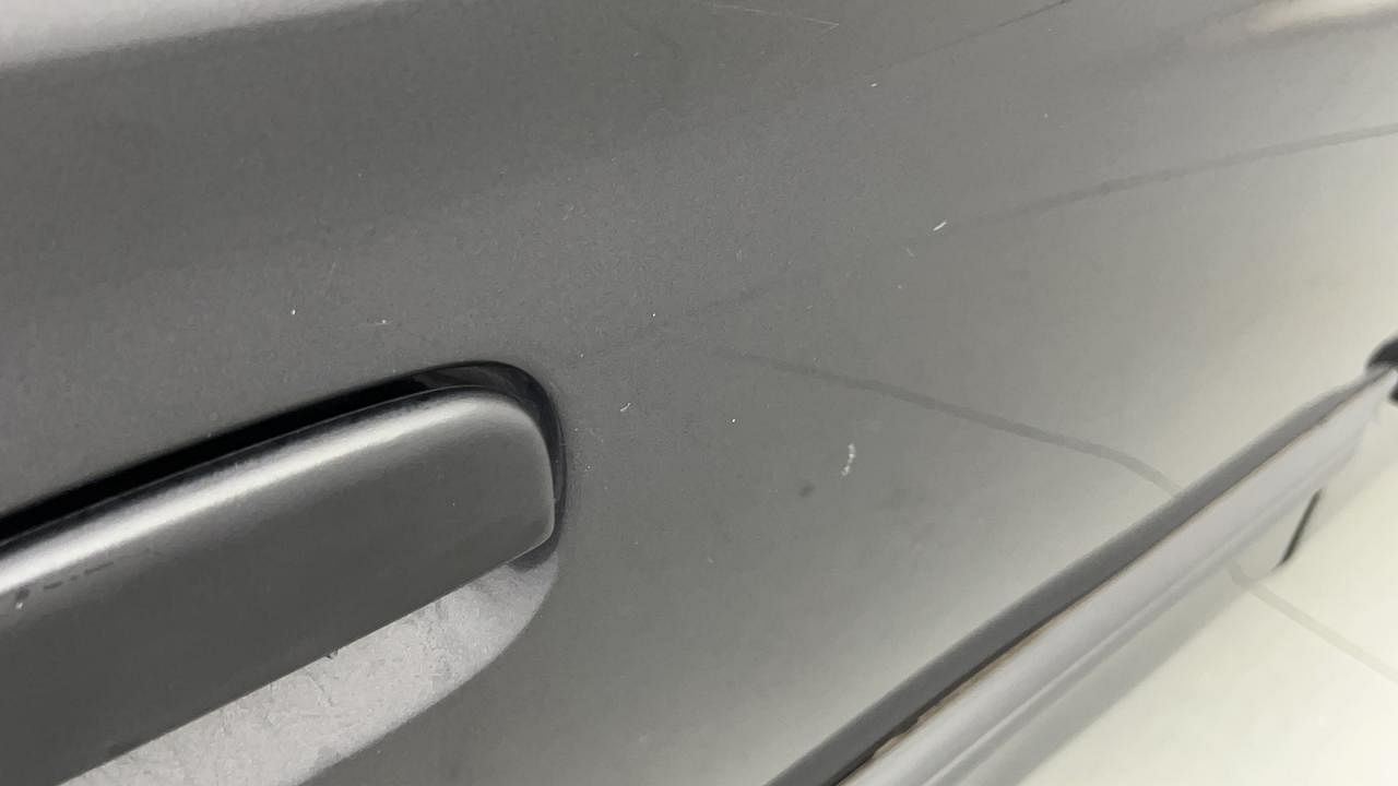 Used 2019 Maruti Suzuki Alto 800 [2016-2019] Lxi Petrol Manual dents MINOR SCRATCH