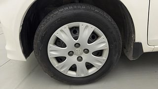 Used 2013 Honda Brio [2011-2016] S MT Petrol Manual tyres LEFT FRONT TYRE RIM VIEW