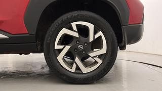 Used 2021 Nissan Magnite XV Premium Turbo CVT (O) Dual Tone Petrol Automatic tyres LEFT REAR TYRE RIM VIEW