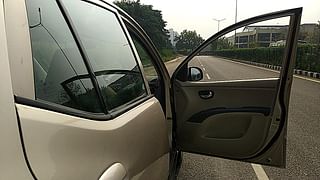 Used 2011 Hyundai i10 Magna 1.2 Kappa2 Petrol Manual interior RIGHT FRONT DOOR OPEN VIEW