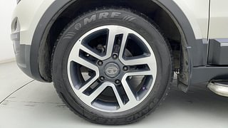 Used 2018 Tata Hexa [2016-2020] XTA Diesel Automatic tyres LEFT FRONT TYRE RIM VIEW