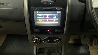 Used 2018 Renault Duster [2015-2019] 110 PS RXZ 4X2 AMT Diesel Automatic interior MUSIC SYSTEM & AC CONTROL VIEW