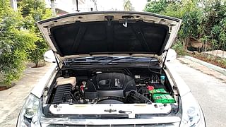 Used 2014 Ssangyong Rexton [2012-2017] RX7 Diesel Automatic engine ENGINE & BONNET OPEN FRONT VIEW