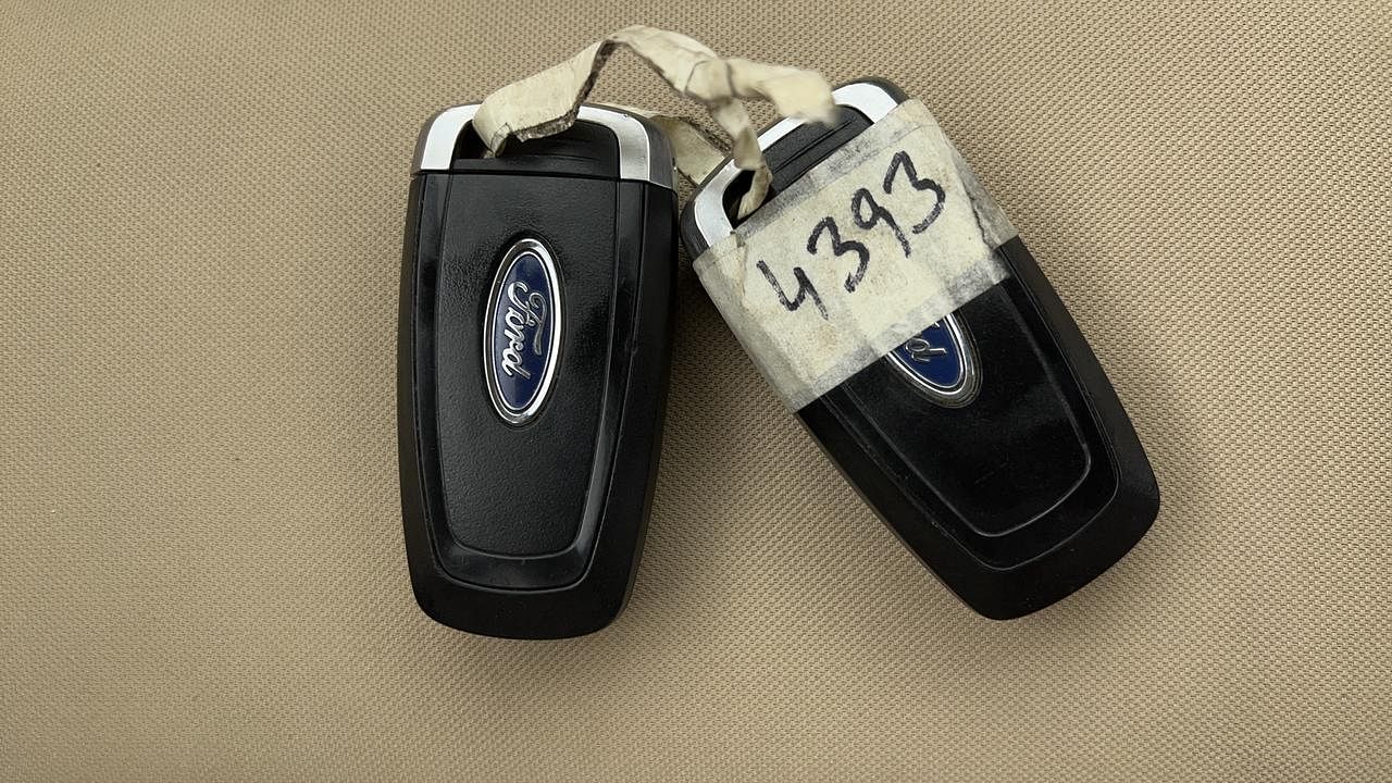 Used 2020 Ford Figo Aspire [2019-2021] Titanium Plus 1.2 Ti-VCT Petrol Manual extra CAR KEY VIEW