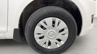 Used 2014 Maruti Suzuki Swift [2011-2017] VXI CNG (Outside Fitted) Petrol+cng Manual tyres RIGHT FRONT TYRE RIM VIEW