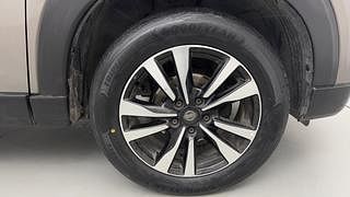 Used 2021 Nissan Kicks XV Petrol Petrol Manual tyres RIGHT FRONT TYRE RIM VIEW