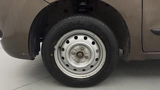 Used 2011 Maruti Suzuki Wagon R 1.0 [2010-2019] LXi Petrol Manual tyres LEFT FRONT TYRE RIM VIEW