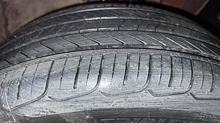Used 2016 Hyundai Elite i20 [2014-2018] Asta 1.2 Petrol Manual tyres RIGHT FRONT TYRE TREAD VIEW
