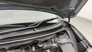 Used 2018 Maruti Suzuki Baleno [2015-2019] Zeta Petrol Petrol Manual engine ENGINE LEFT SIDE HINGE & APRON VIEW